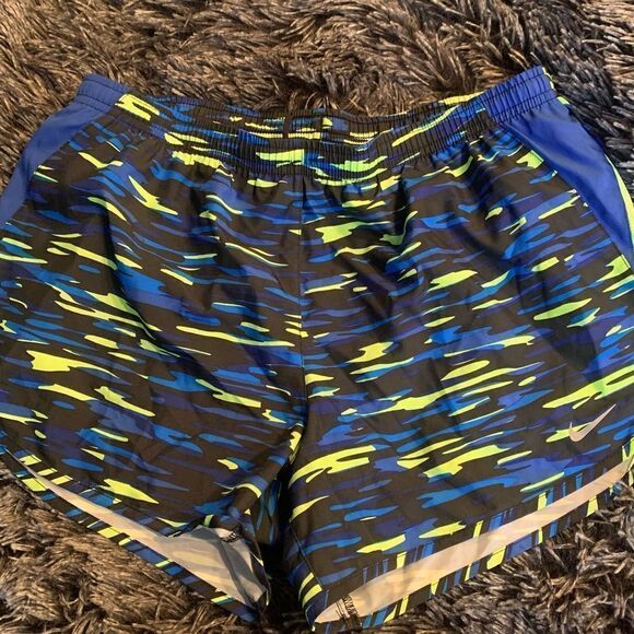 Nike Tempo Running Shorts - Picture 1 of 4